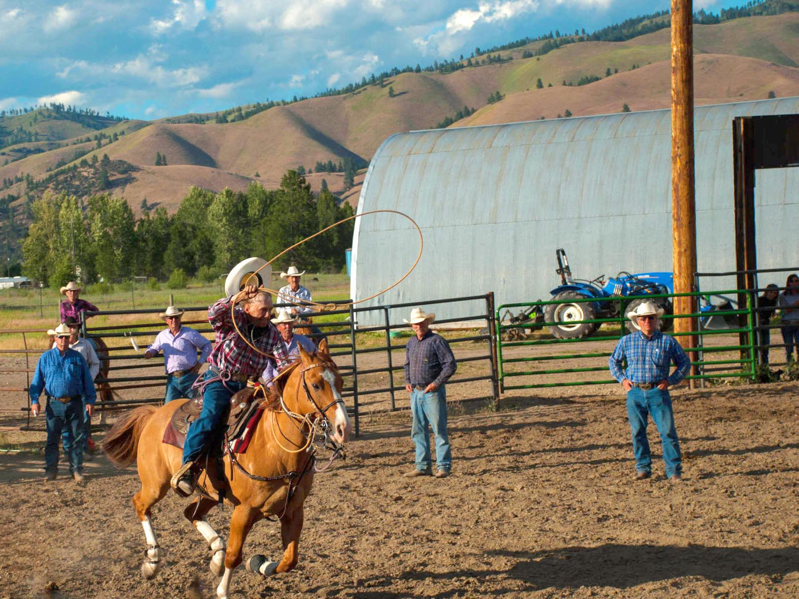 Older Cowboys Show Em The Ropes At Senior Pro Rodeo State Regional Missoulian Com Older Cowboys Show Em The Ropes At Senior Pro Rodeo State Regional Missoulian Com