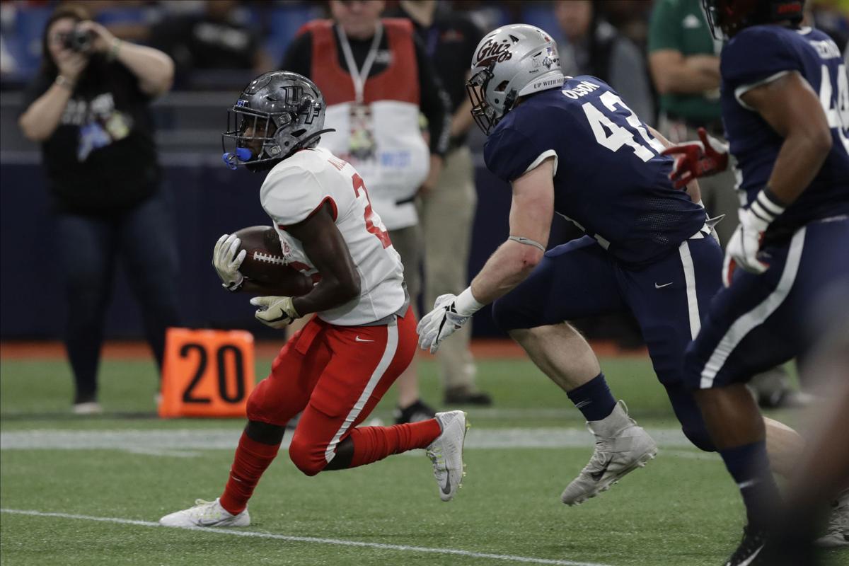 Montana S Dante Olson Leads West With Seven Tackles In East West Shrine Bowl University Of Montana Sports Missoulian Com