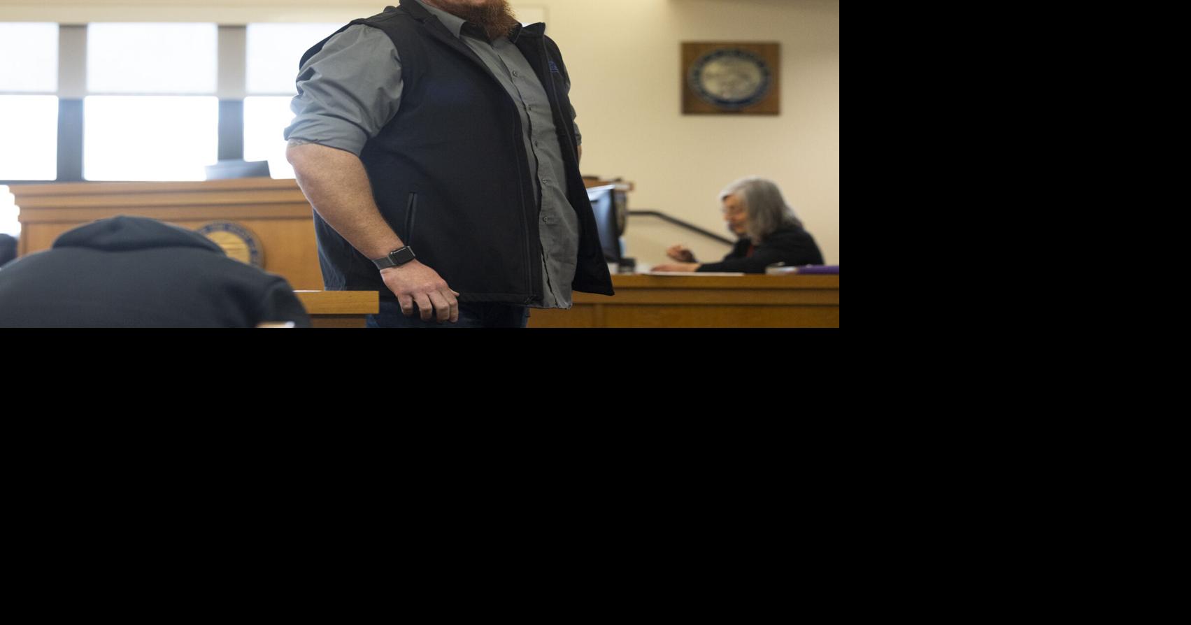 Correctional officer given a 25-month suspended sentence