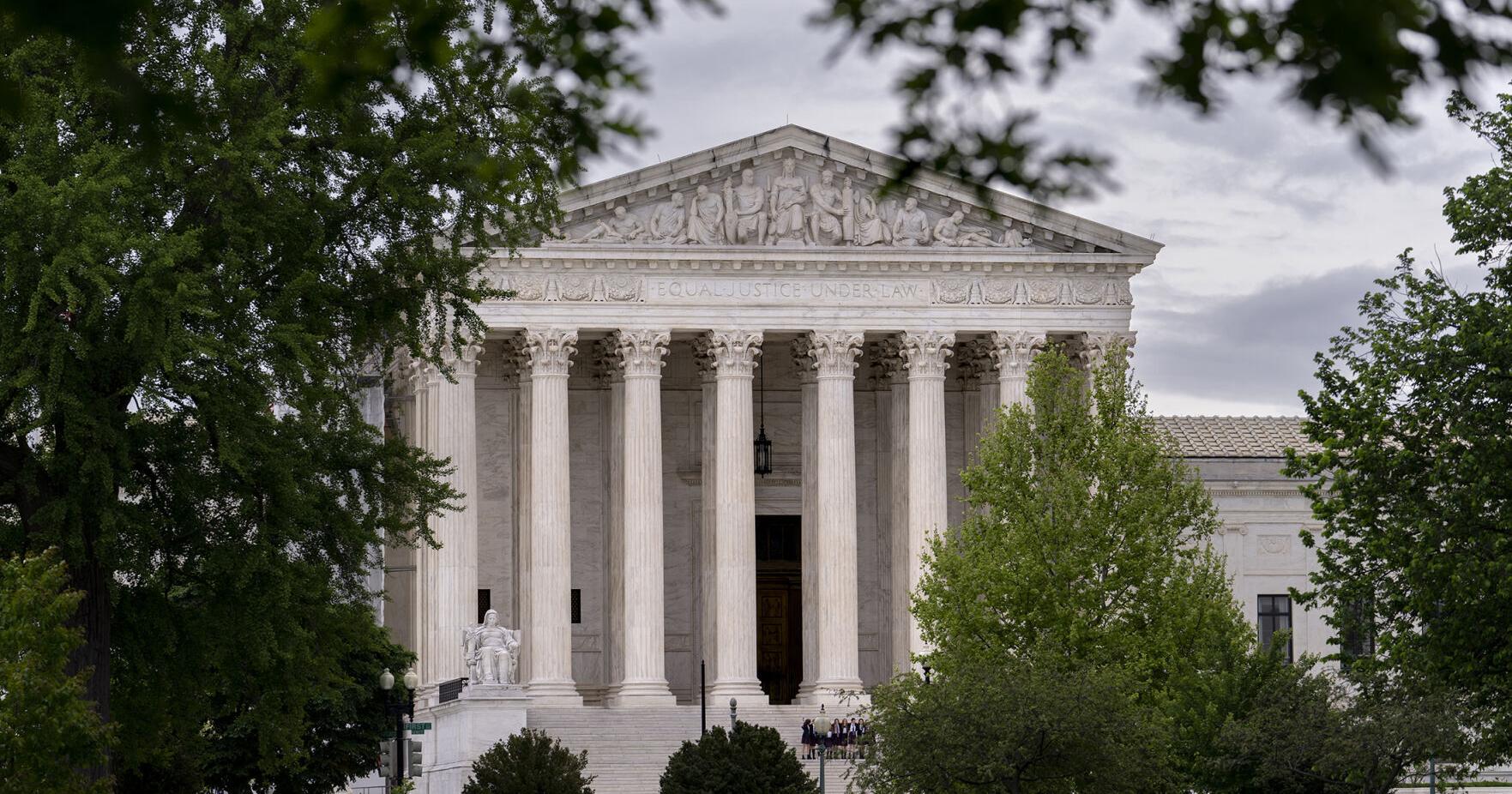 Alito took GOP donor's luxury trip, then ruled on his cases - Vimarsana News