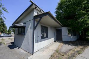 Vacant Missoula building, nuisance for police, could be demolished for food truck pod
