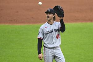 MLB trade predictions: Will these 12 players stay or go?