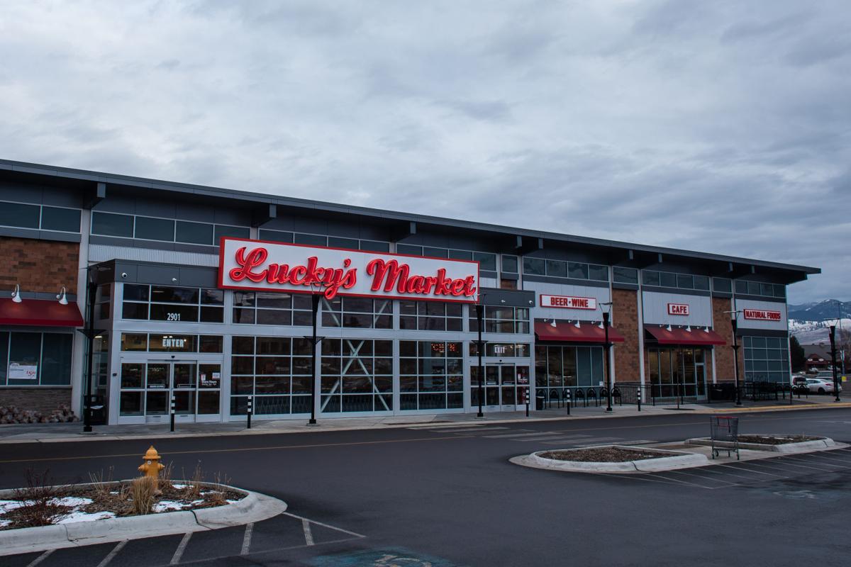 Lucky's Market Closing