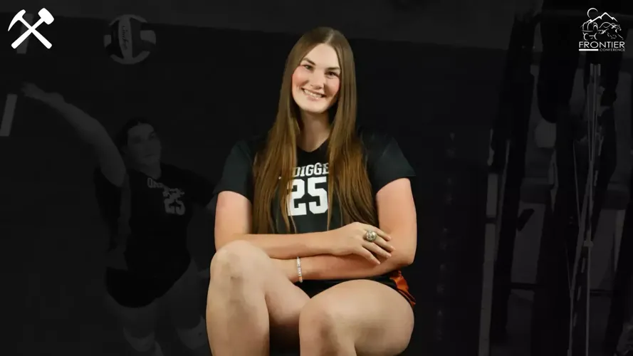 Volleyball's Moomaw wins another Frontier attacker of the week honor
