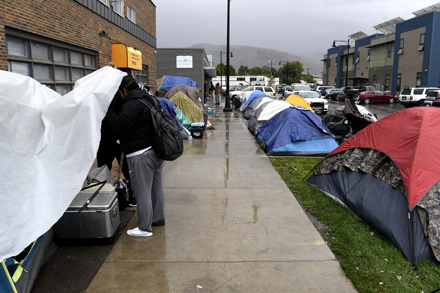 Missoula committee moves ahead with security staff for homeless