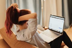 11 smart ways to pay off student loans