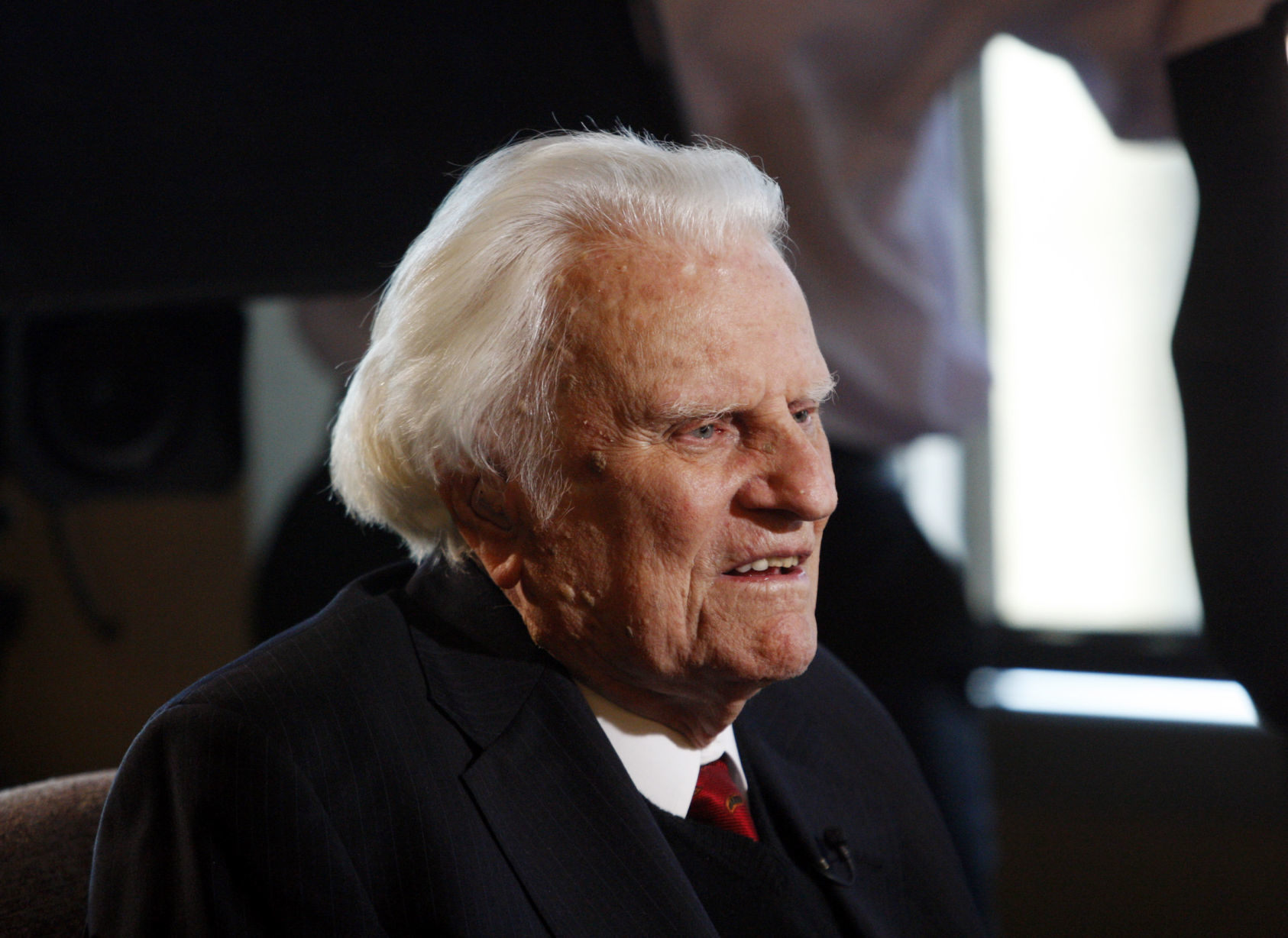 Famed Evangelist Billy Graham Dies At Age 99, Spokesman Says