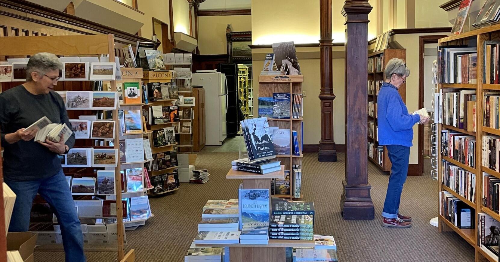 Historical Society store temporarily moves to walking mall - Vimarsana News