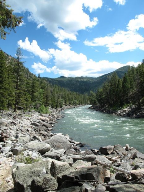 yellowstone river trail