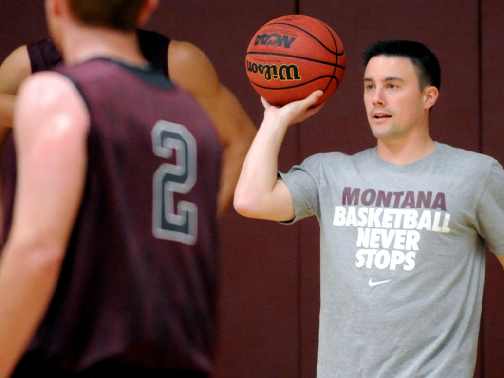 Meet Chris Cobb Bay Area Pipeline Brings Coach To Griz Mens