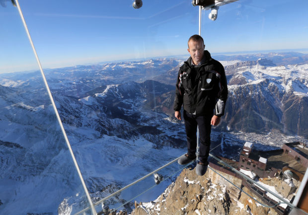 Missoula Car Dealers >> Step into the Void - A new tourist attraction in the ... Missoula Car Dealers >> Step into the Void - A new tourist attraction in the ...