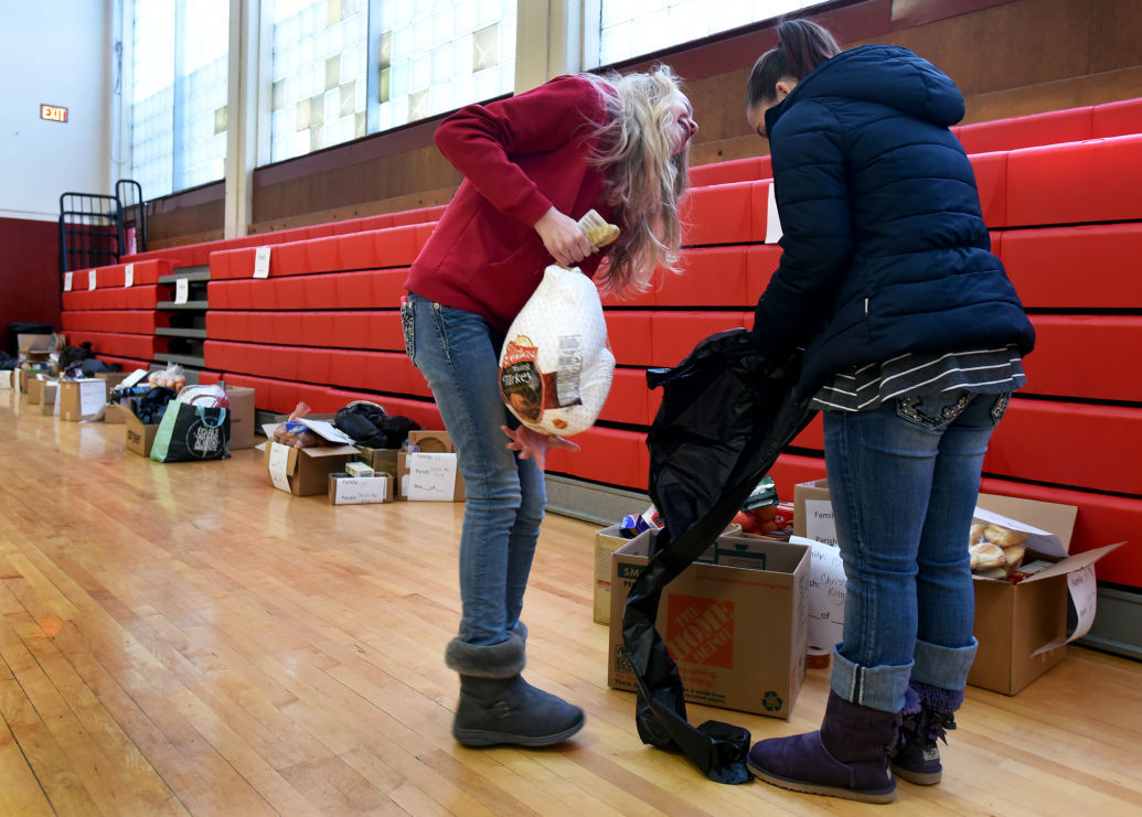St Joseph Students Donate Deliver Food To Help 24 Families Enjoy