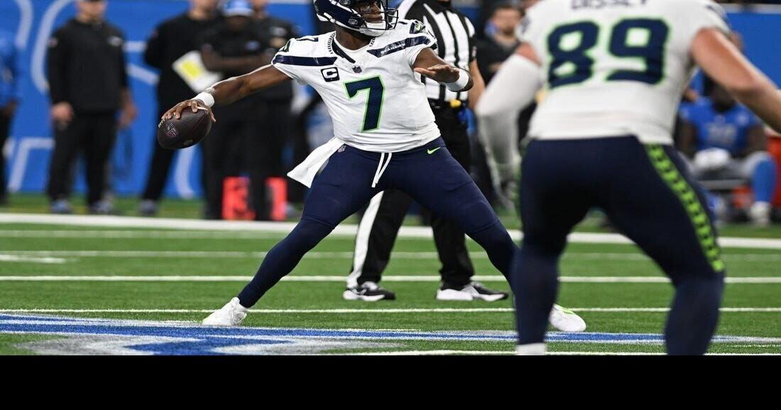 NFL playoffs: Seattle Seahawks in after Detroit Lions stun Green