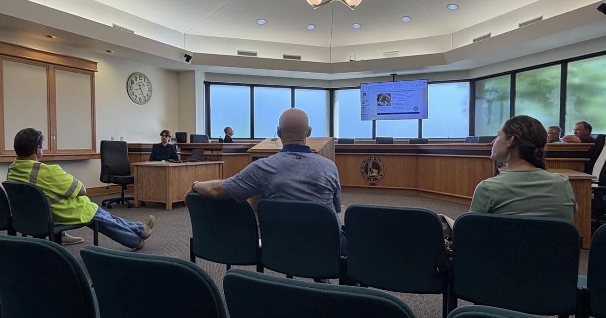 Traffic commission hears parking change proposal