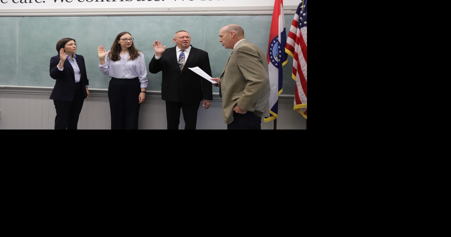 New Washington school board members sworn in | News | missourian.com