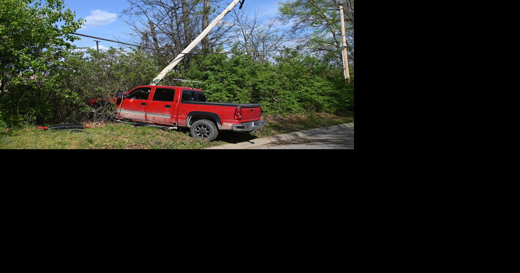 Truck crashes into light pole | Local News | missourian.com