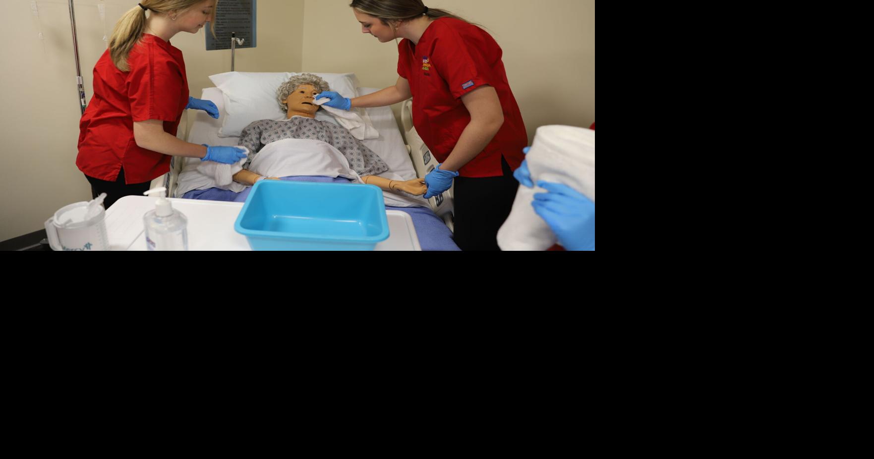 Mercy, high schools collaborate to teach health care careers | Local ...