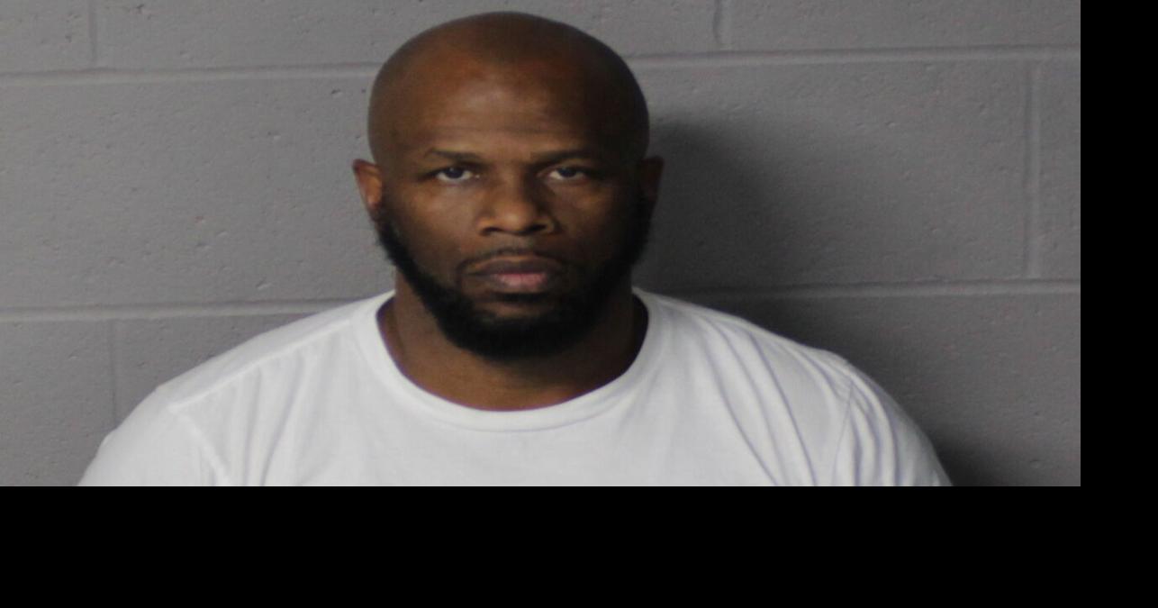 Texas man pulled over with 9 kilos of cocaine, $100K on I-44 | Local ...