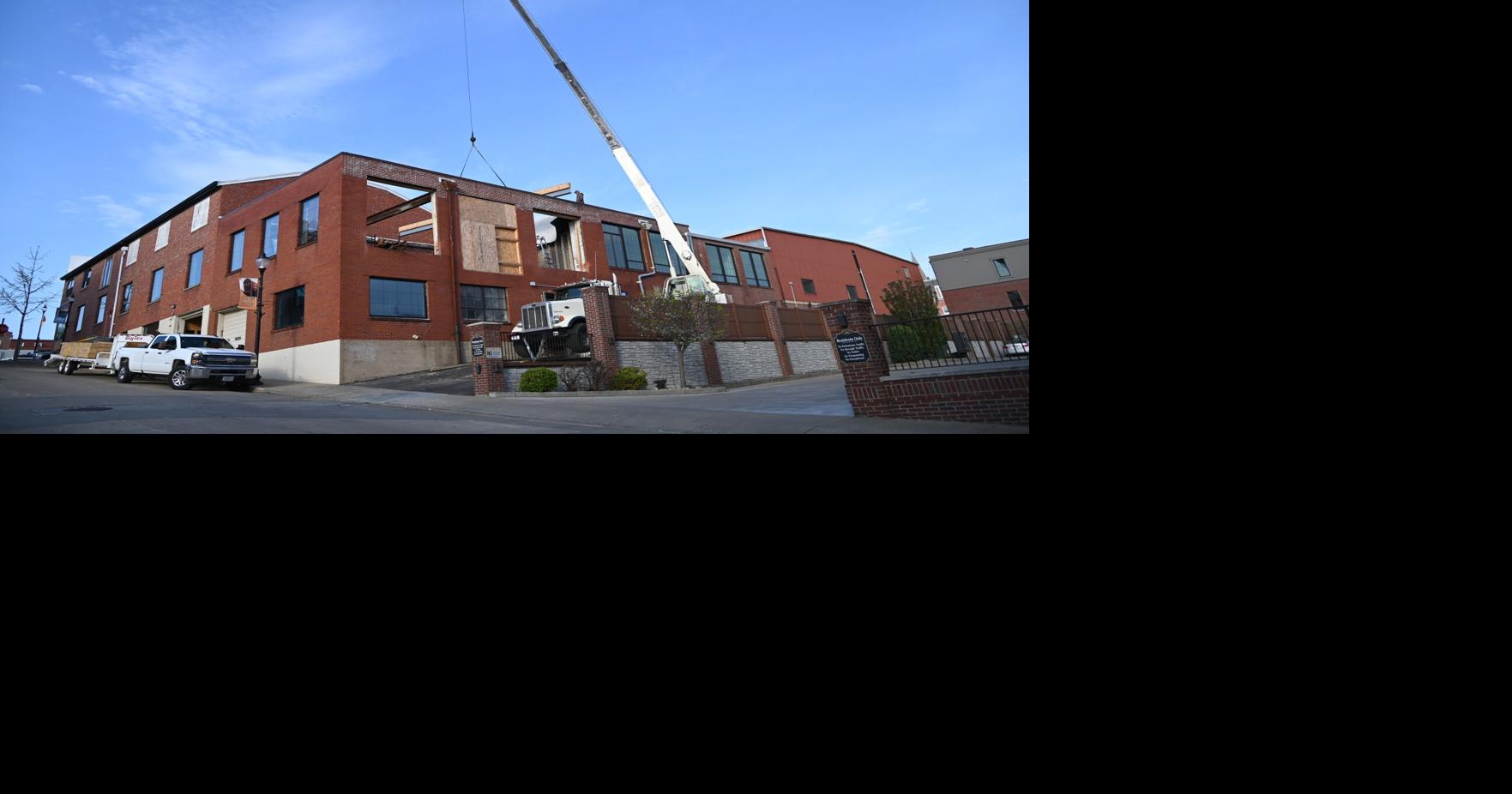 Crane helps usher in progress on West Main Street Bill Miller Jr, publisher, bmillerjr@emissourian.com; Audrey Stanard, photojournalist, stanarda@emissourian.com Apr 7, 2026 17 mins ago