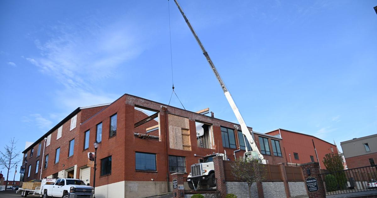 Crane helps usher in progress on West Main Street Bill Miller Jr, publisher, bmillerjr@emissourian.com; Audrey Stanard, photojournalist, stanarda@emissourian.com Apr 7, 2026 17 mins ago