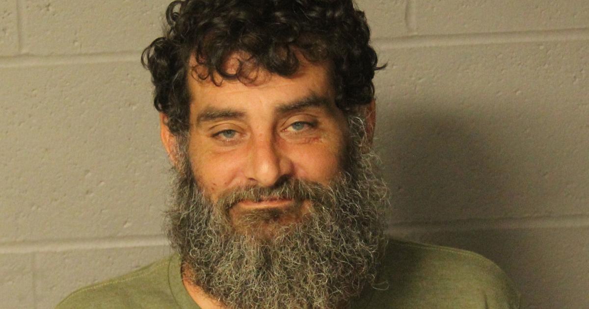 Man Using Shovel Beaufort man charged after assaulting neighbor with shovel | Local News ...