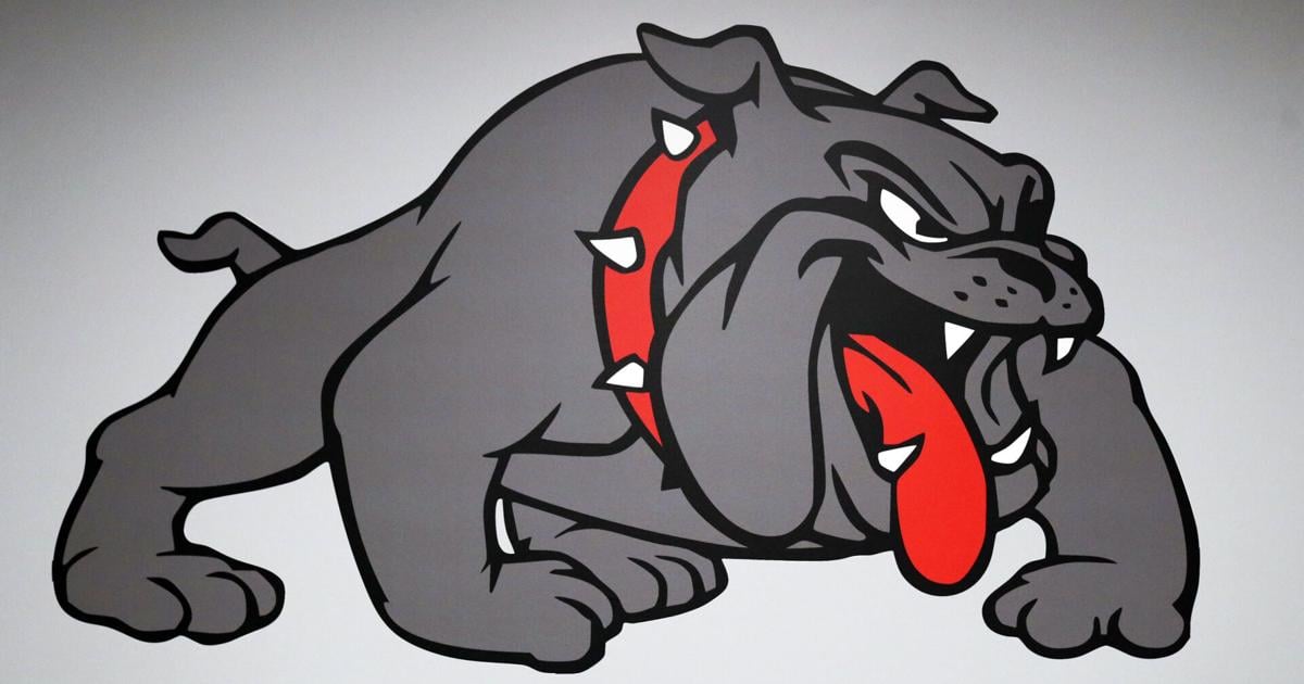 St. Clair ends track season at sectional meet