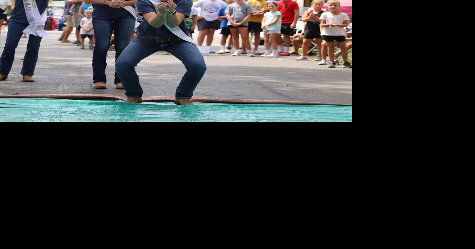 PHOTO GALLERY: Egg Drop Contest participants have an egg-cellent good ...