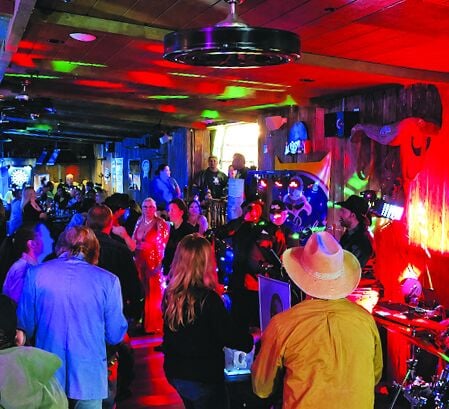 A steady stream: The river, drinks and music flow at Laughlin favorite ...