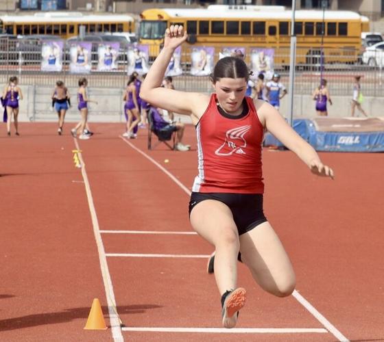 Photos River Valley Track and Field at Lake Havasu, April 18