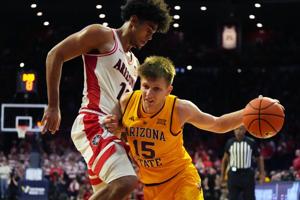 Welcome to the rivalry: Koa Peat’s resurgent second half helps No.1 Arizona hold off pesky Arizona State