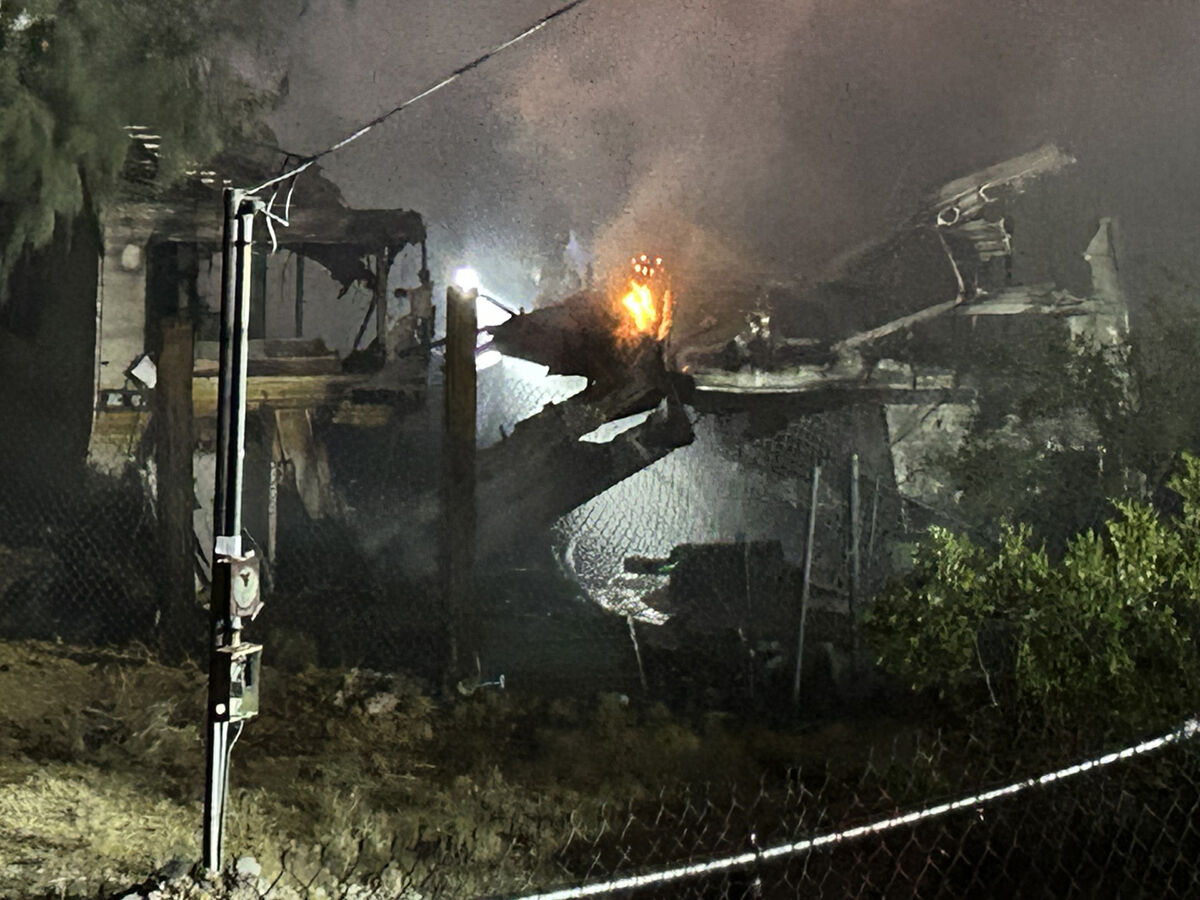 One injured in RV and house fire Saturday night on Kaibab Drive | News ...