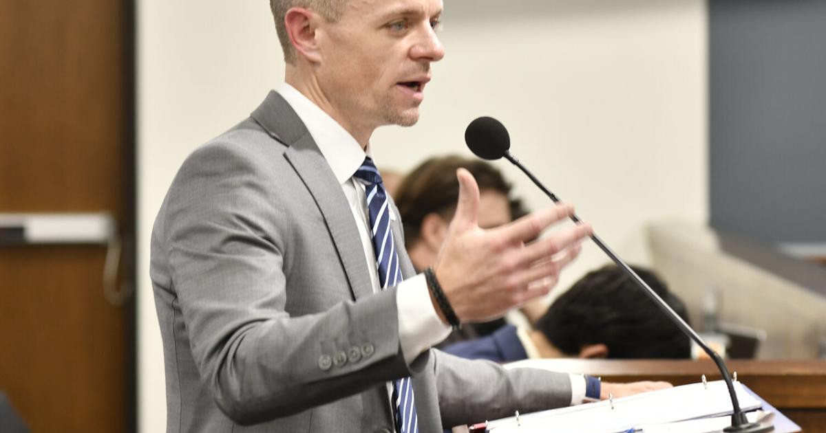 Judge Justin R Gilbert Judge takes over Arizona prison health care after years of failures ...