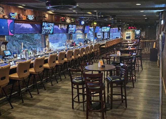 A steady stream: The river, drinks and music flow at Laughlin favorite ...