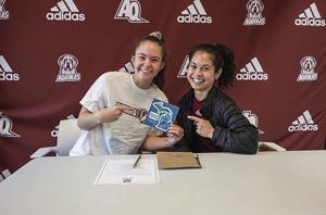 Minerich signs with Aquinas College to play lacrosse