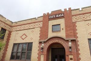 City one step closer to completing sale of historic city hall