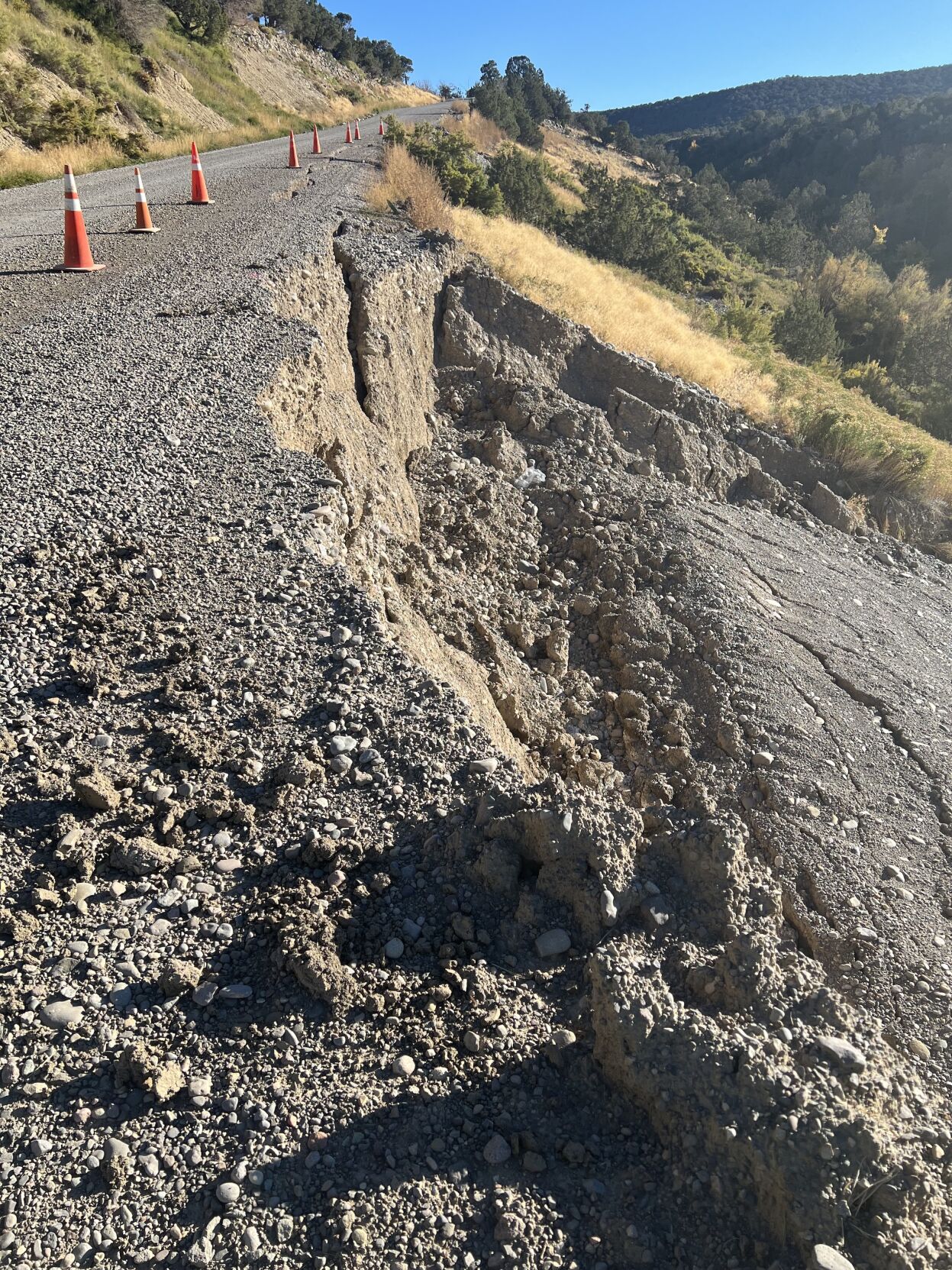 Kinikin Road closing due to slope instability News