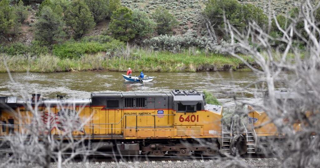 Campaign against more Colorado mountain freight trains advances in litigation and letters - Vimarsana News