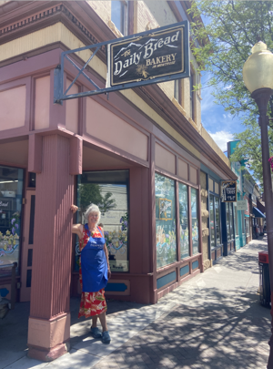 After 35 years, Daily Bread owners say 'Thank you' – and goodbye
