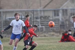 Montrose completes season sweep of Fruita