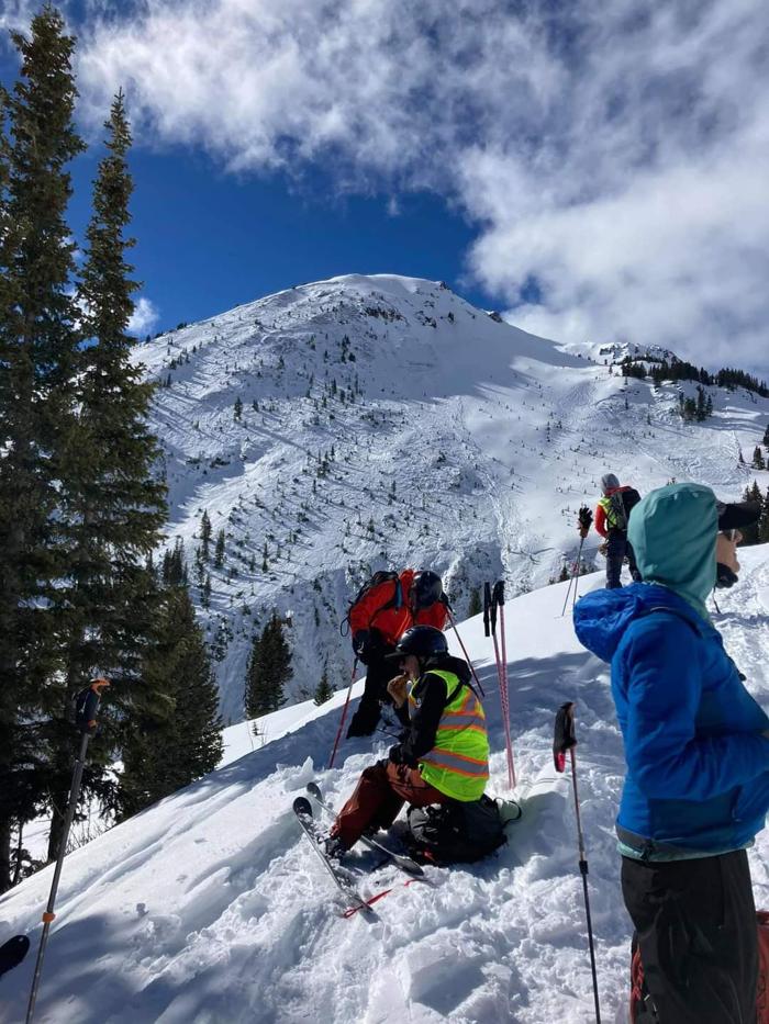 Search for 3 swept away in avalanche put on hold