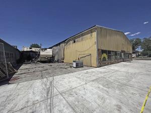Downtown fire destroys RV, thrift shop