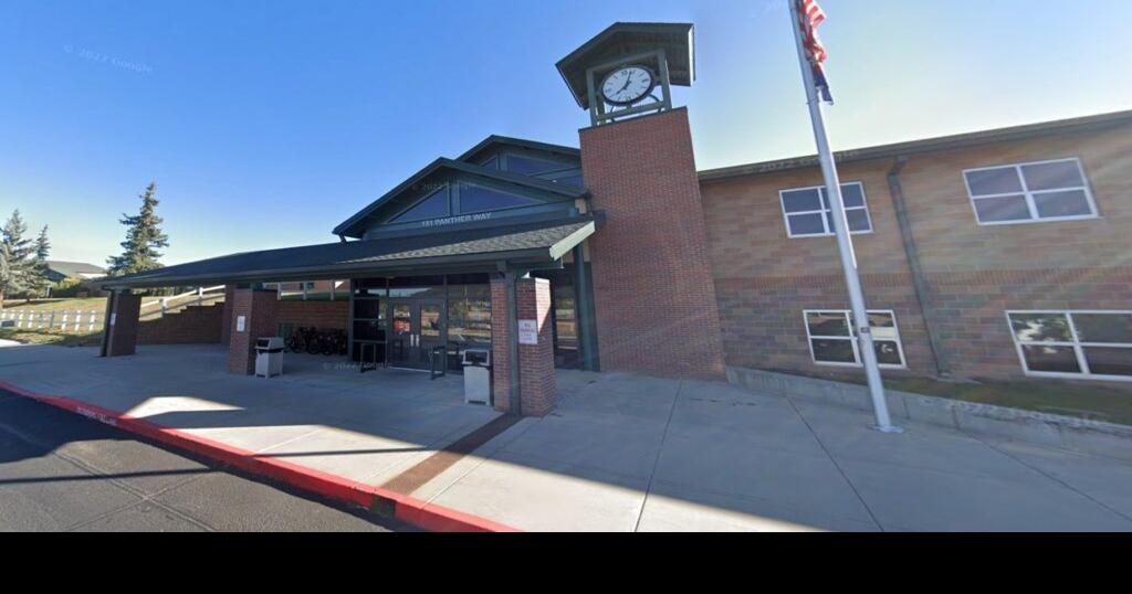 teachers-union-sues-woodland-park-school-district-over-gag-order