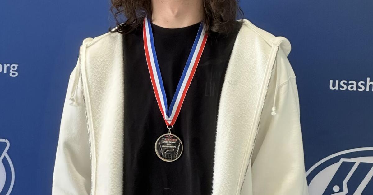 High School Student And Junior Olympian Local Senior Signs Up For high-school-student-and-junior-olympian-local-senior-signs-up-for