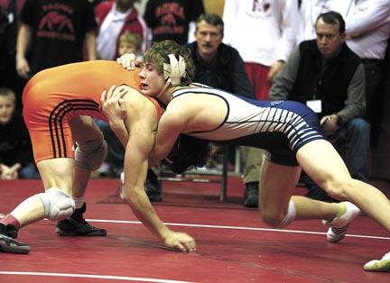 Two Olathe wrestlers join national competition | Local News Stories