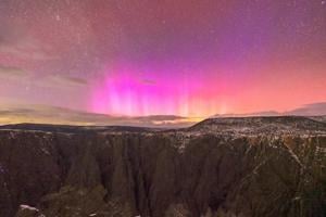 Aurora Borealis lights up Black Canyon