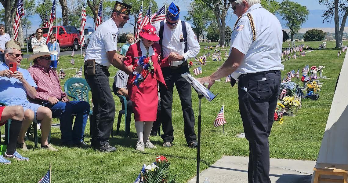 In sacred memory Community honors departed veterans News