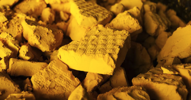 Federal law banning import of Russian uranium spurs hope for a U.S. renaissance, new life for Western mines - Vimarsana News