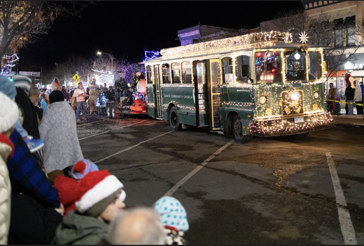 PHOTOS Montrose's Parade of Lights illuminates the season Local News