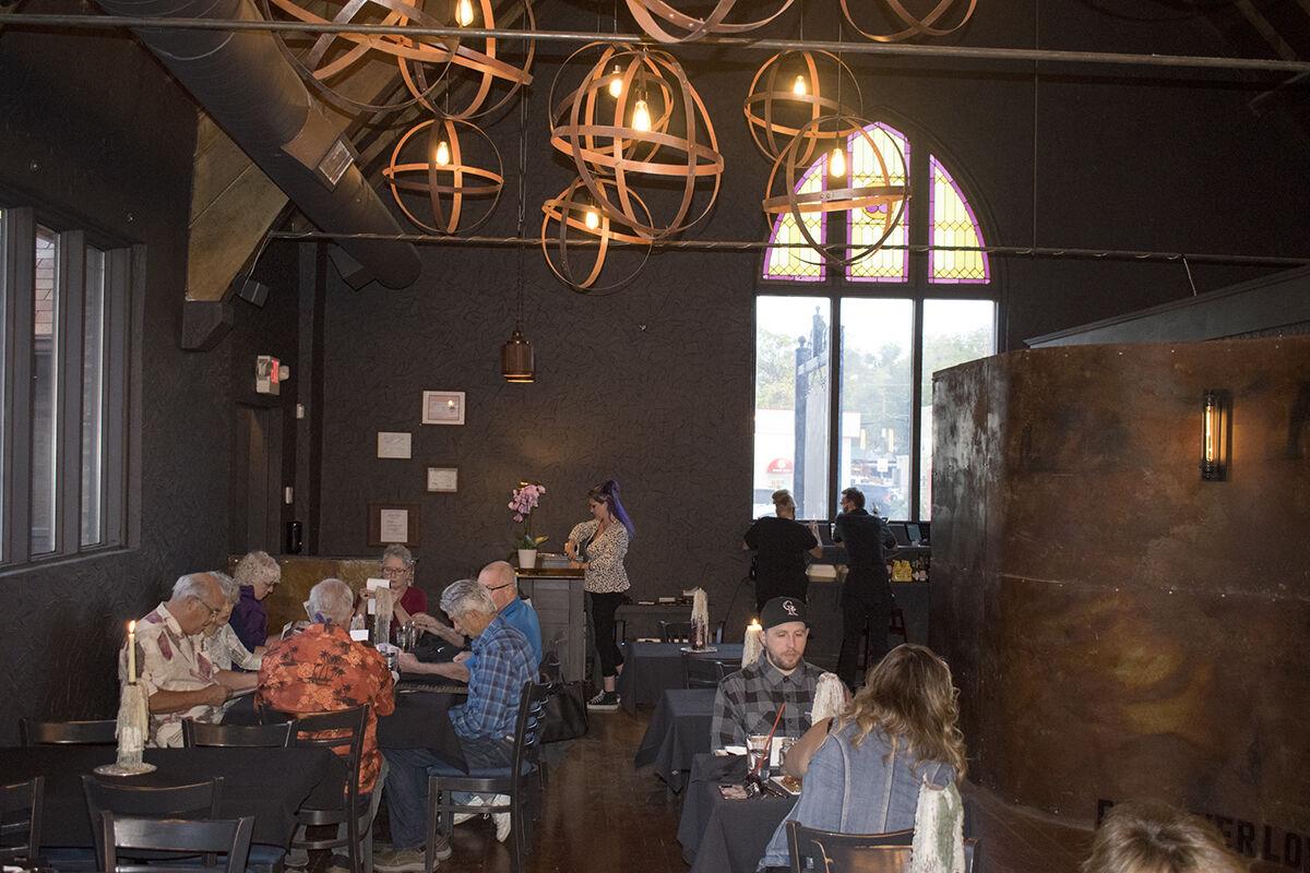 Bonnie and Clyde's owners open restaurant aimed for fine dining and