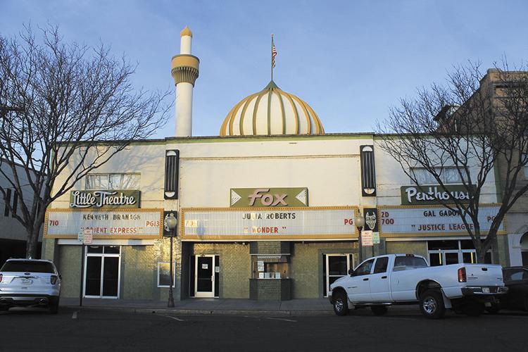 Montrose cinemas prep for holiday rush Local News Stories